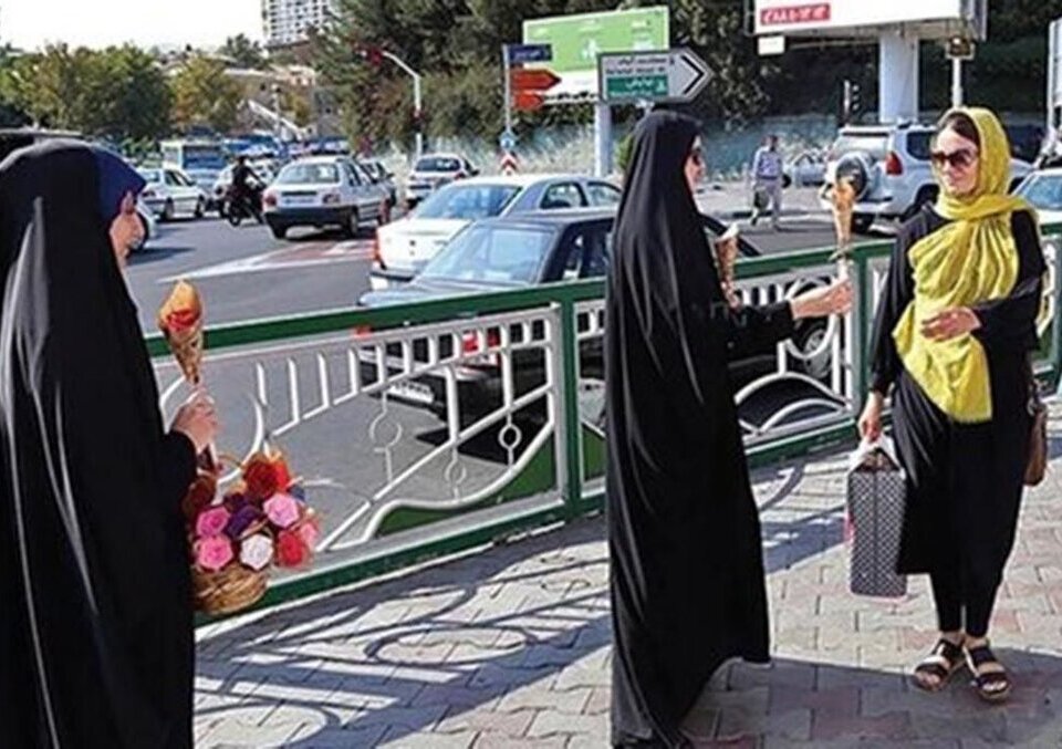 تذکر لسانی تاثیرگذار برای حفظ حجاب در لرستان + فیلم