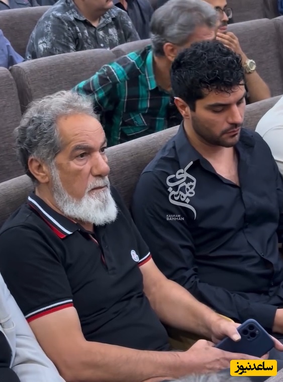 ویدئو/حضور احساسی سینا مهراد بازیگر سریال «ازیاد رفته» و پدرش سعید سهیلی در مراسم یادبود همایون ایران، «محمدعلی تبریزیان»