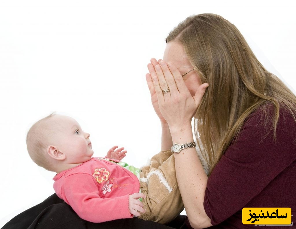 دالی بازی با نوزاد