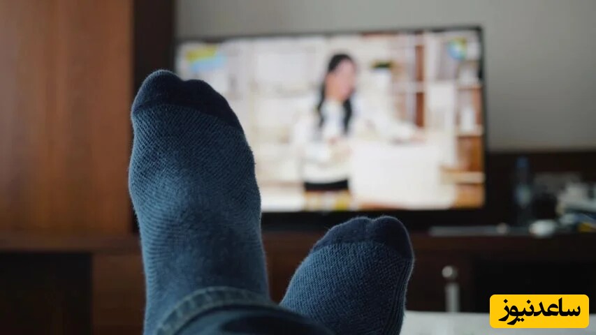 فواید و عوارض خوابیدن با جوراب چیست؟