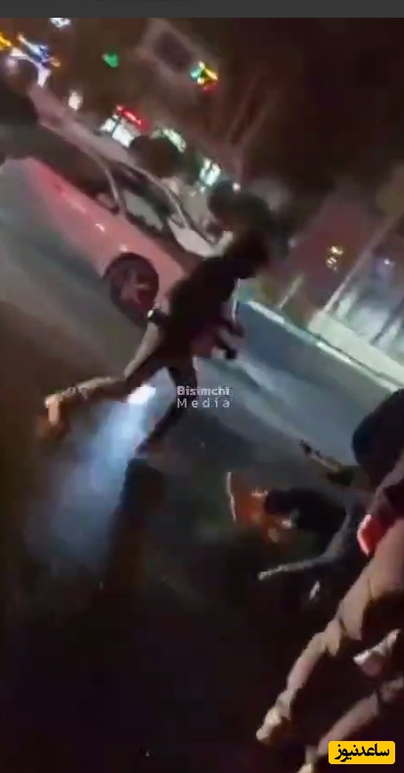 (فیلم) داعشی‌های اسرائیل کف خیابان‌های ایران: بنزین بریز روش، آتیشش بزن ... (حاوی تصاویر دلخراش و آزار دهنده)