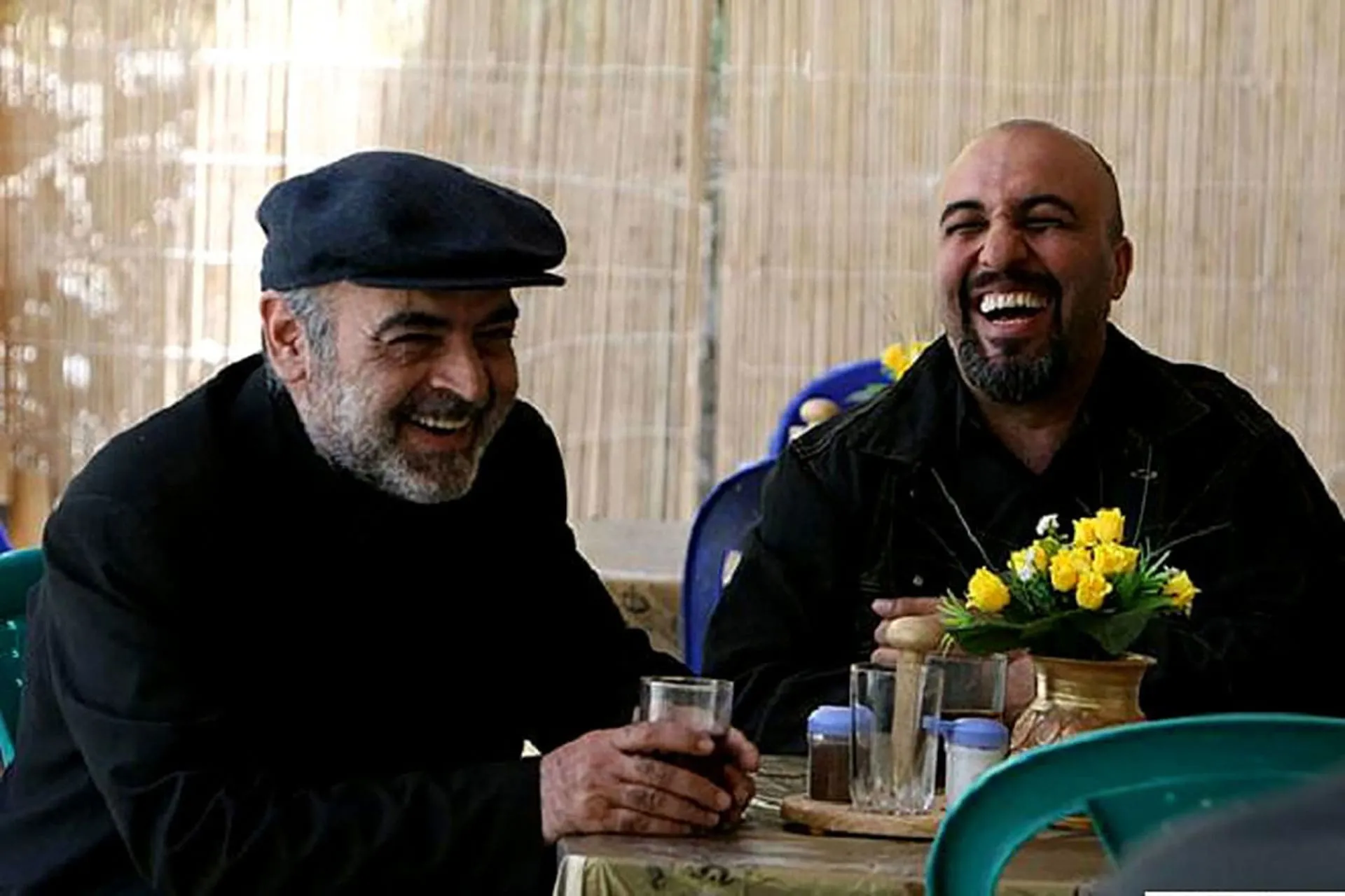 فیلم| بمب خنده ورزش میله‌ای حمید لولایی در "بزنگاه"، سم‌ترین سکانس کمدی تاریخ ایران/ فقط رضا عطاران میتونست یه همچین صحنه‌ای خلق کنه عالیههه😂