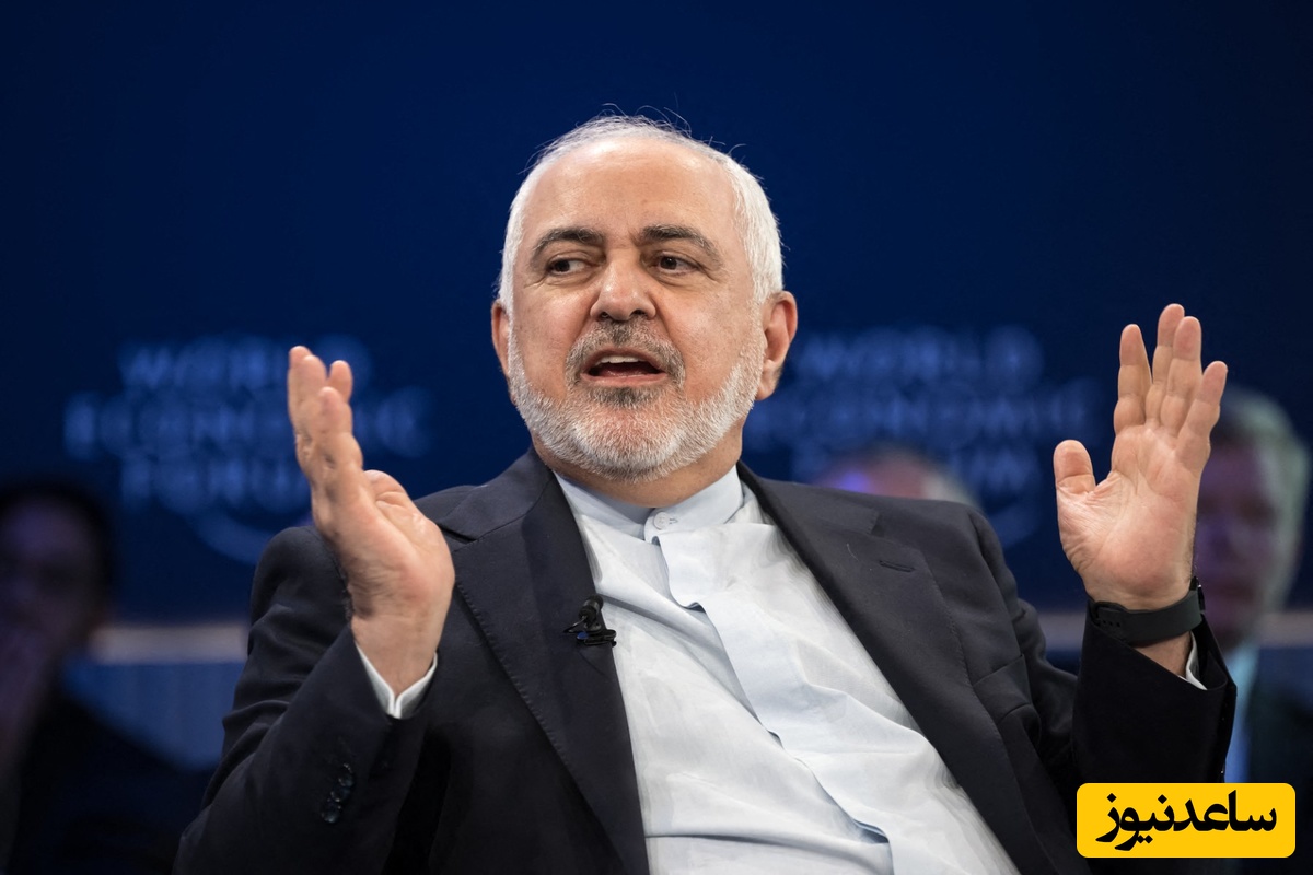 ظریف: هزاران سال است که ایرانیان متحد در برابر متجاوزان متکبر ایستاده‌اند، حتی با تفنگ‌های شخصی!+عکس