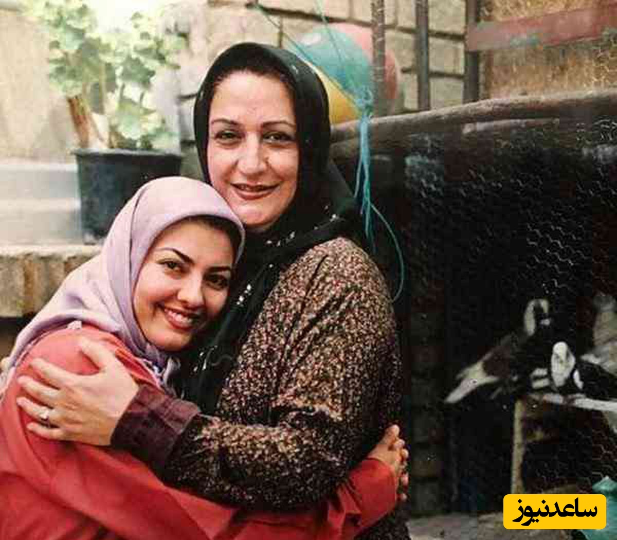 انیمیشن سکانس تاریخی سریال خانه به دوش و حرص خوردن دیدنی مریم امیرجلالی / مامان مهمونی بریم من چی بپوشم؟ این سکانس چرا هیچ وقت قدیمی نمیشه عالیه🤣