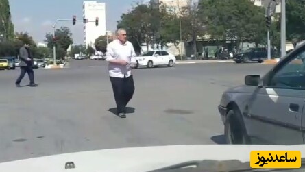 (ویدئو) حرکت شرافتمندانه این مرد اردبیلی در خیابان افراد پشت چراغ راهنمایی را شوکه کرد/ انسان های باشرف نمیمیرند!