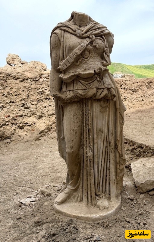 رازی که 2000 سال زیر صحنه تئاتر پنهان بود؛ تندیسی که باستان‌شناسان را شگفت‌زده کرد