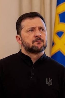 زلنسکی و خطای استراتژیک در خزر؛ خطاهای محاسباتیِ یک کمدین که اوکراین را در تقابل با ایران غرق می‌کند
