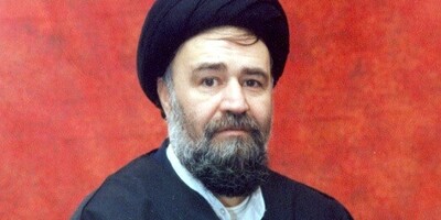 عکس| تیپ غیررسمی و متفاوت سیداحمد خمینی روی تویوتا لندکروز