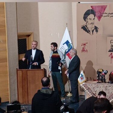 گرامیداشت روزدانشجو با حضور وزیر امور خارجه در دانشگاه تهران+عکس
