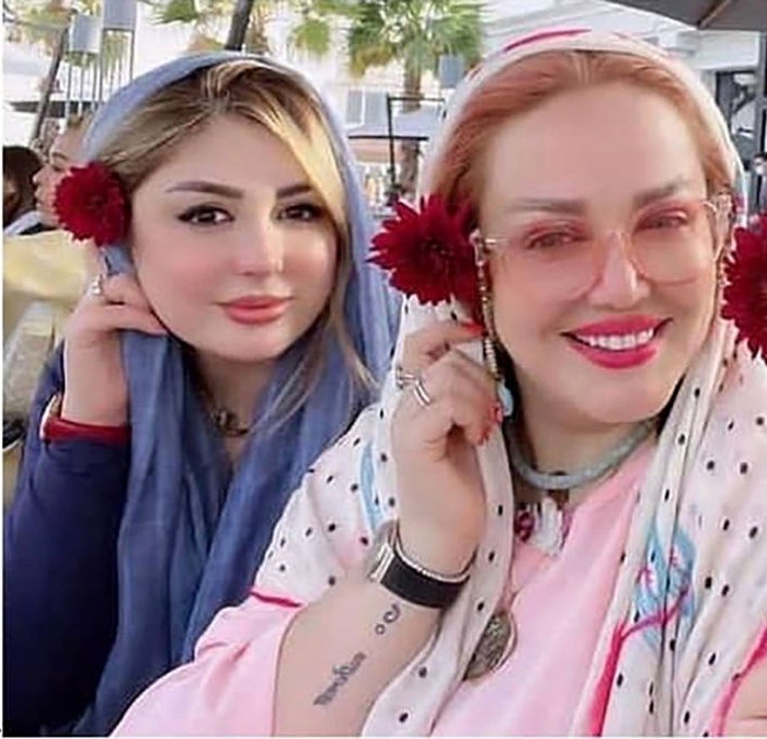 نیوشا ضیغمی و بهاره رهنما ستاره های دورهمی بازیگران/ رقابت نیوشا ضیغمی و بهاره رهنما بر سر عنوان خوشتیپ‌ترین بازیگر زن