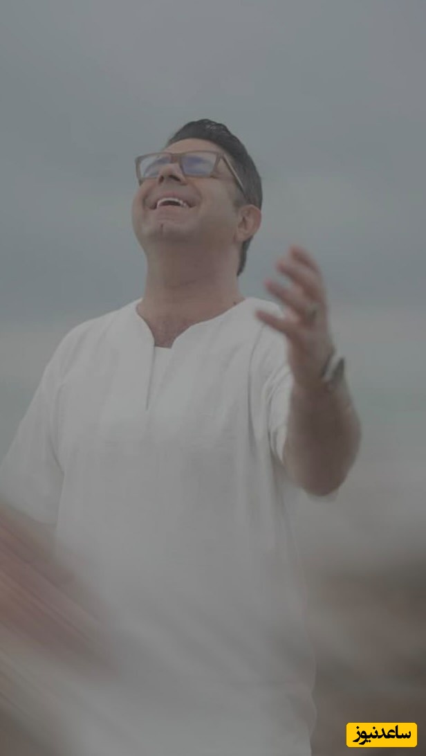 موزیک ویدیویی جدید و شنیدنی حجت اشرف زاده به نام زیبای جذاب /بودن‌ و نبودن تو خود مرگ و زندگیشه بسوزونی من بسازم باز دوست دارم همیشه🧡