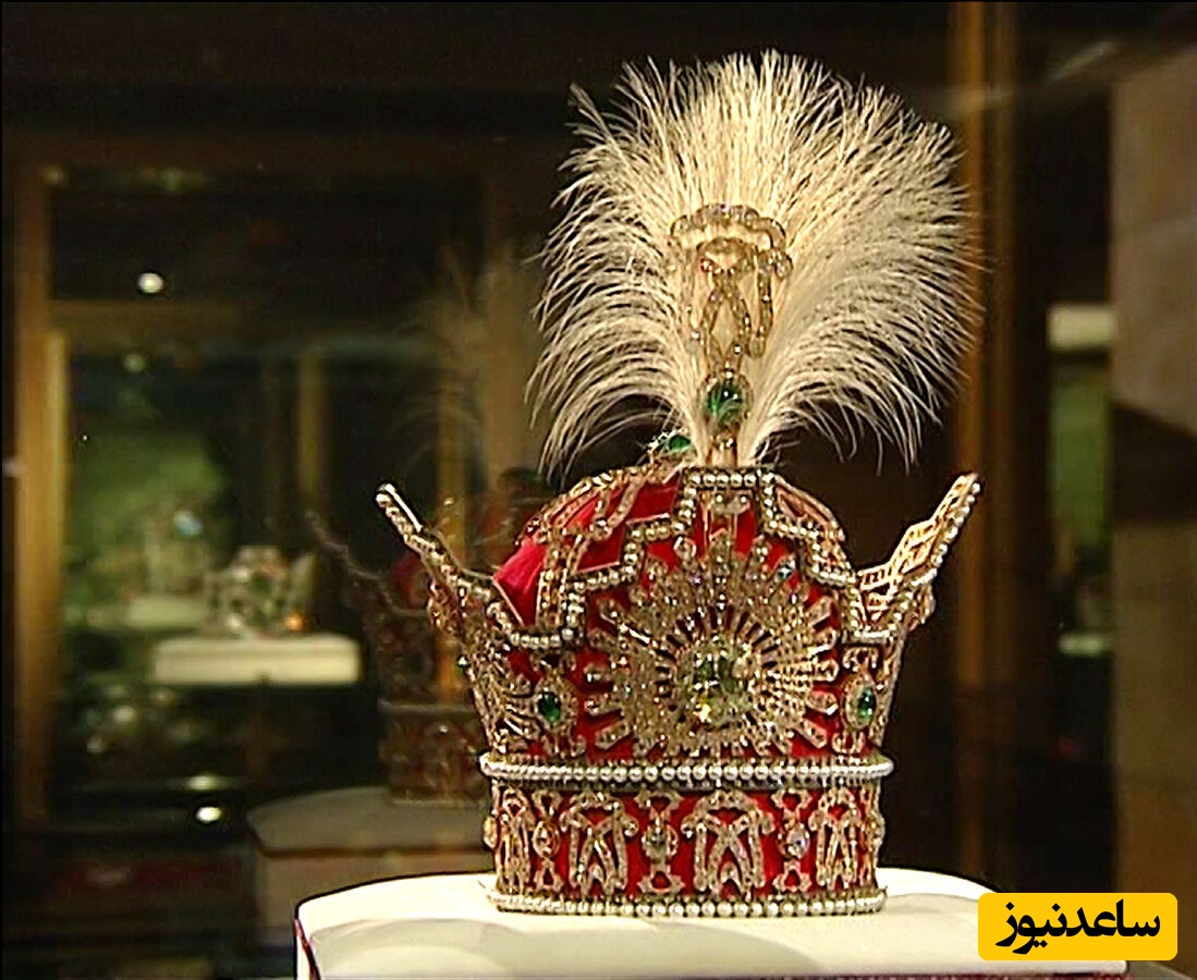 (ویدیو) معرفی جواهرات ملی ایران در خزانه‌ی جواهرات/ گنجینه های بی‌همتا و باشکوه با مروارید و سنگ های خیره کننده!