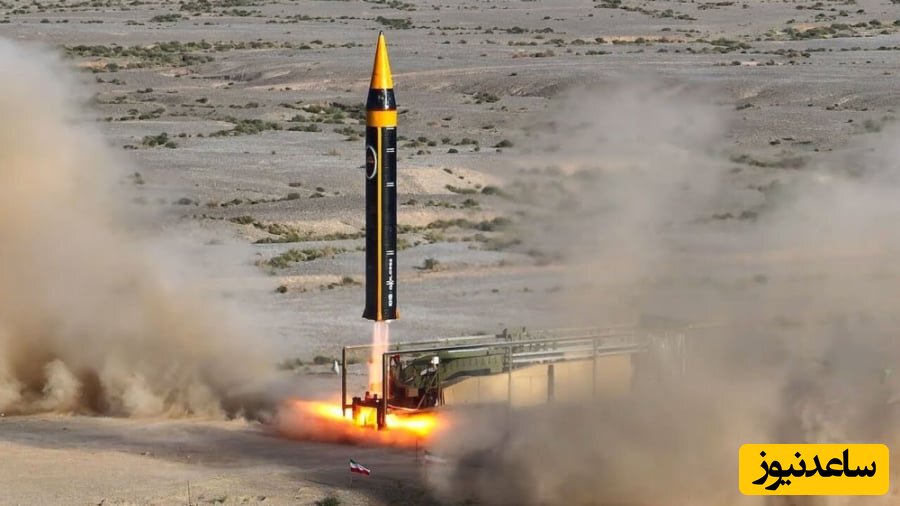 تصویری از نمایش عمومی موشک بالستیک خرمشهر برای اولین بار