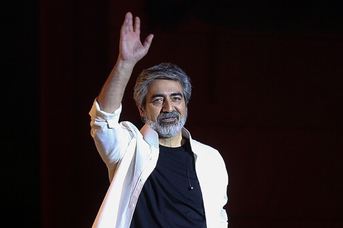 صحبت های حسین زمان در اولین اجرای خود بعد از 17 سال دوری از برگزاری کنسرت+ فیلم