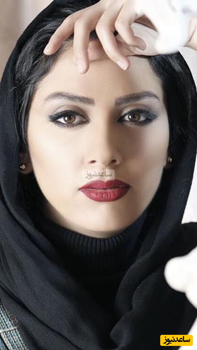 استوری طنز و جالب مونا فرجاد برای مادران زحمت کش! 🤣🤣🤣 
مادر کی آخر کار این شکلی میشه؟!😵