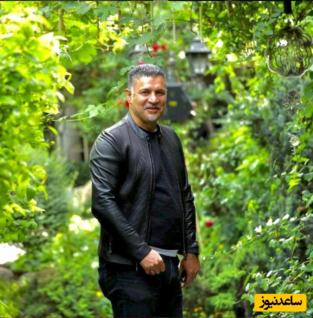 نگاهی به دکوراسیون دفتر کار شیک و اعیانی علی دایی؛ از مجسمه گوزن برنجی تا عکس های شخصی شهریار