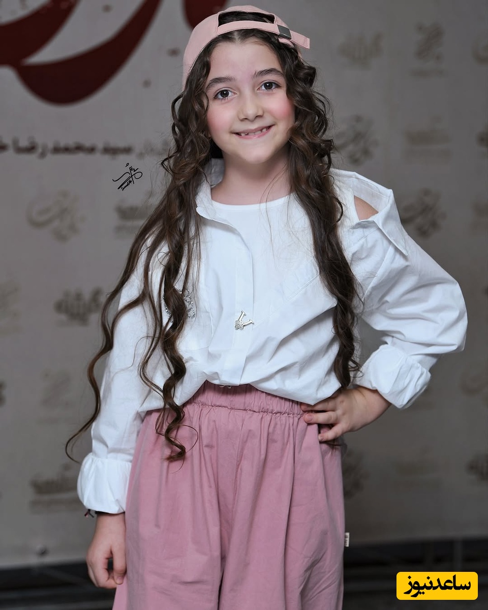 ازغوان عزیزی