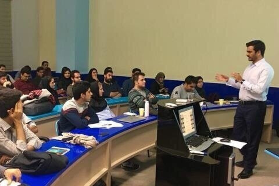 مهاجرت اساتید دانشگاه بحران پنهان در قلب علم ایران!