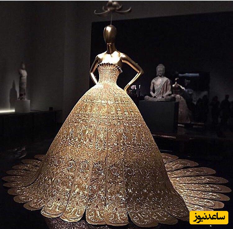 دلبری لباس های طلای چند میلیاردی در بازار طلای دبی جهت خون جگر خوردن جاری و خواهر شوهر😍