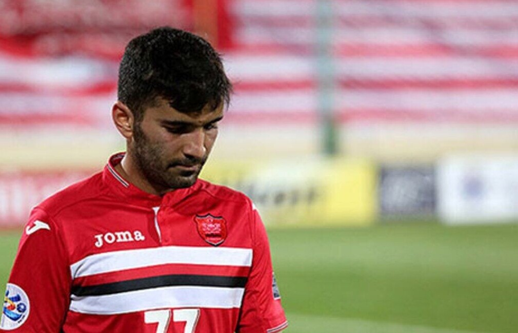 عذرخواهی از گلر اول پرسپولیس/ حمایت از بیرانوند کار دست محسن مسلمان داد+عکس