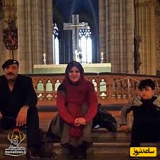  ریما رامین فر در کنار خانواده