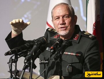 مشاور نظامی رهبر معظم انقلاب با لباس غیرنظامی در میان مردم +عکس