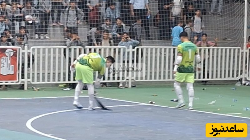 اتفاقی غیرمنتظره در لیگ برتر فوتسال؛ نیمه دوم یکی از بازی‌ها با حاشیه عجیبی آغاز شد