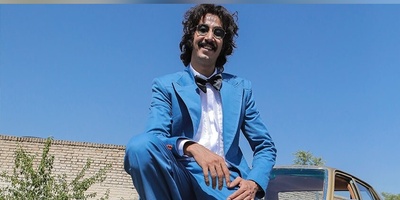 مقایسه تیپ و استایل بهرام افشاری قبل انقلاب و بعد انقلاب/ معرفی می کنم رترو پوش سینمای ایران «بهرام افشاری بازیگر سریال پایتخت»