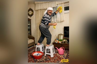 فیلم/خلاقیت خنده‌دار و تحسین برانگیز مرد چینی در تمیز کردن خانه الگویی شد واسه مردهای ایرانی: دم عیدی تو هم بفرست واسه شوهرت تا یاد بگیره😂