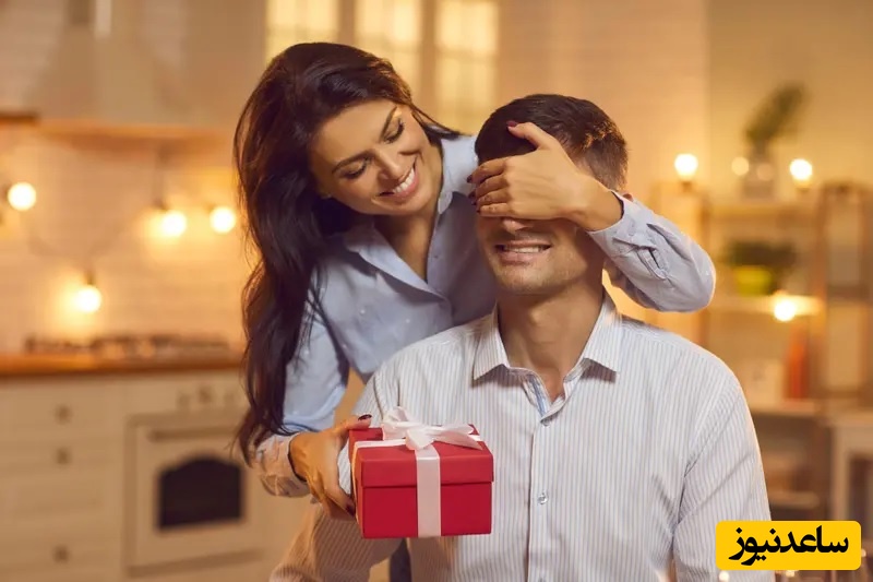 طنز روز مرد1؛ خلاقیت خنده دار عروس تبریزی در تهیه هدیه روز مرد برای عشق زندگی اش بار دیگر مردان را از ازدواج پشیمان کرد!😂زن نیست که سیاستمداریه برای خودش