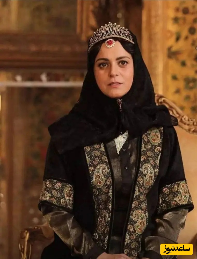 نگاهی به استایل شیک غزل شاکری و همسر پزشکش / ترکیب دو تیپ رسمی و هنری در کنار