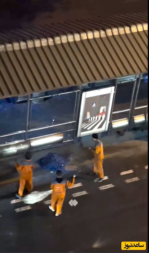 (فیلم) کارگرانی که اسیر اغتشاشگران شدند! شما بشکنید و خراب کنید، کارگران مشغول کارند ...