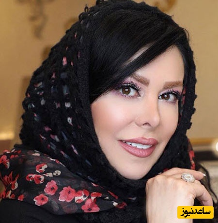 فلور نظری در کنار خواهر خوش خنده و مهربونش