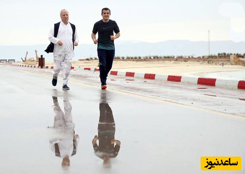 از کوهنوردی حسن روحانی با لباس‌هایی برند تا فوتسال بازی کردن پزشکیان و اسب‌سواری مرحوم هاشمی‌رفسنجانی با لباس و کلاه مخصوص در مروری بر تصاویری از روسای‌جمهور با لباس ورزشی +عکس