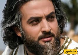 (عکس)نگاهی به تیپ و استایل متفاوت و جنجالی مصطفی زمانی(بازیگر نقش یوسف پیامبر)؛ مطمئنم با دیدن این عکس تعجب میکنی، چه تغیر شیک و متفاوتی 👌😮