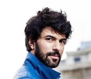 بیوگرافی و زندگی خصوصی انگین آکیورک و همسرش + تصاویر جذاب و دیدنی