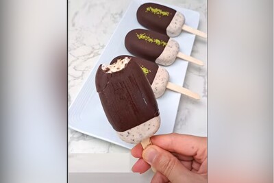 طرز تهیه بستنی شیک و خانگی که با طعم و ظاهر بینظیرش از بستنی های بازاری هم پیشی گرفته/ این بستنی خوردن داره1👌