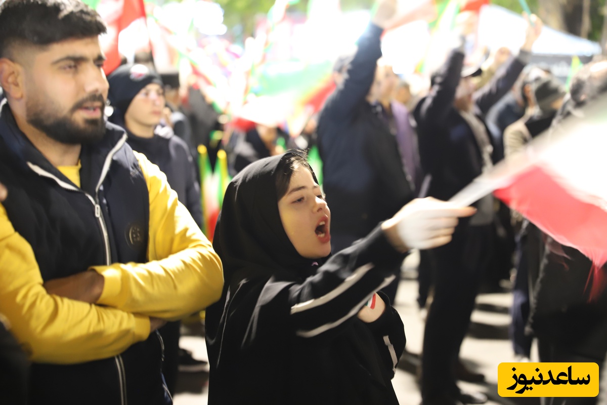 تحمع مردم تبریز  در شب 54 ام تجمعات شبانه