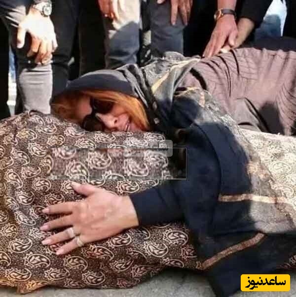 چهره بُهت زده کمال خلیلیان، ستاره سابق تیم ملی و همسر نسرین مقانلو در روز تشییع پسر کم سن و سالش/ روحش شاد و حیف جوونیش+عکس