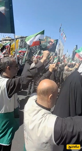 طنین صدای الله اکبر در میدان جمهوری در مراسم وداع با حضرت آیت الله خامنه ای+فیلم