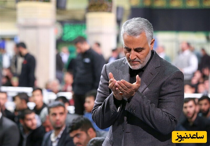 ویدیو | واکنش خاص و قابل تامل سردار شهید حاج قاسم سلیمانی به تتوی جوانان در یک مراسم