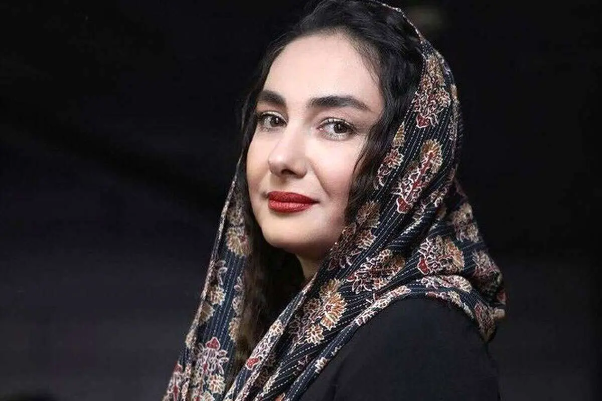 ظاهر ساده و ملیح هانیه توسلی با النگوی خاص خود به سبک مصری‌ها