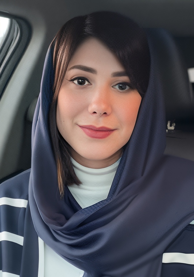 (ویدیو) جانسوز ترین شعرخوانی باران نیکراه/ در من نشسته کودکی از روز های دور، در انتظار هدیه‌ی روز تولدش...