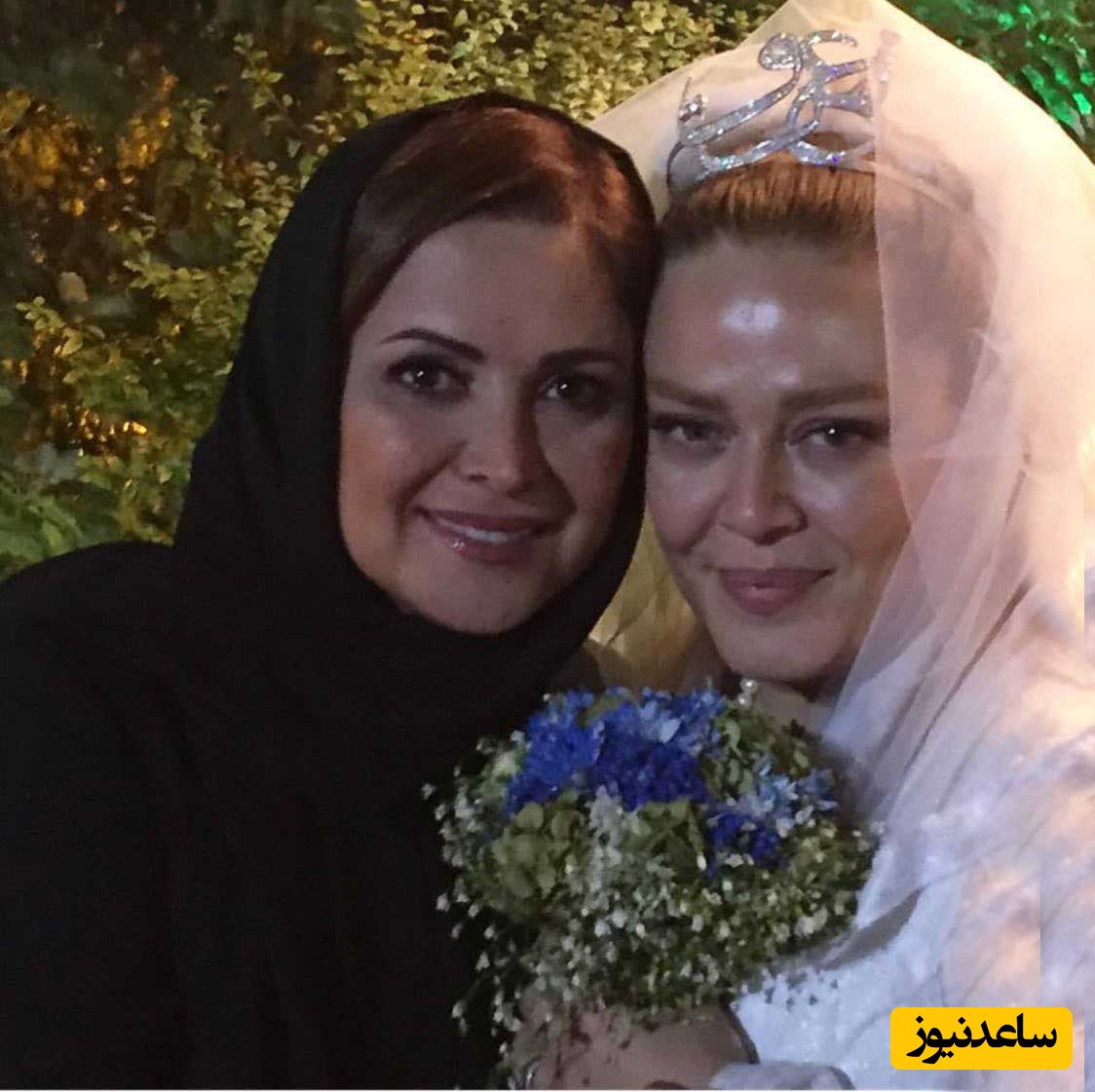 نگاهی به چیدمان جشن عروسی مجلل بهاره رهنما با رز آبی و ژیپسوفیلا، ماشین عروس بی ام و، کیک 3 طبقه/ حضور کمند امیرسلیمانی، سروش صحت، پروین قائم مقامی و... در عروسی بانوی هنرمند