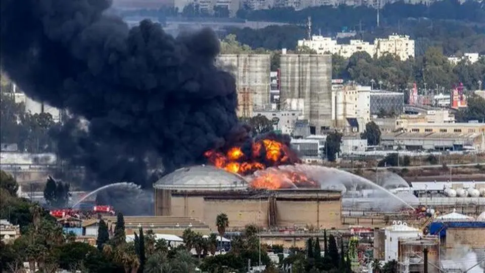 خداحافظ حیفا!؛ بازنشستگی اجباری و 10 سال زودترِ بزرگ‌ترین پالایشگاه اسرائیل به لطف موشک‌های ایران