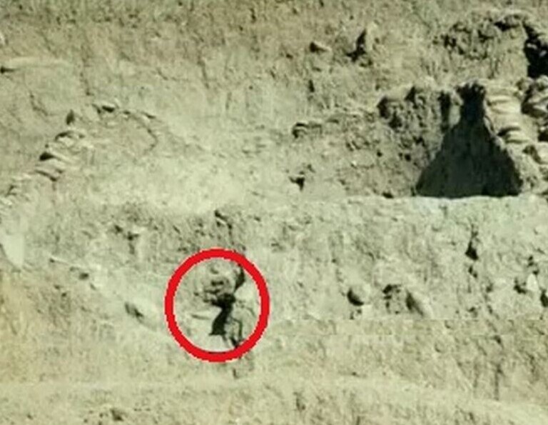 زنی که در این مقبرۀ 12 هزارساله دفن شده کیست؟ +عکس