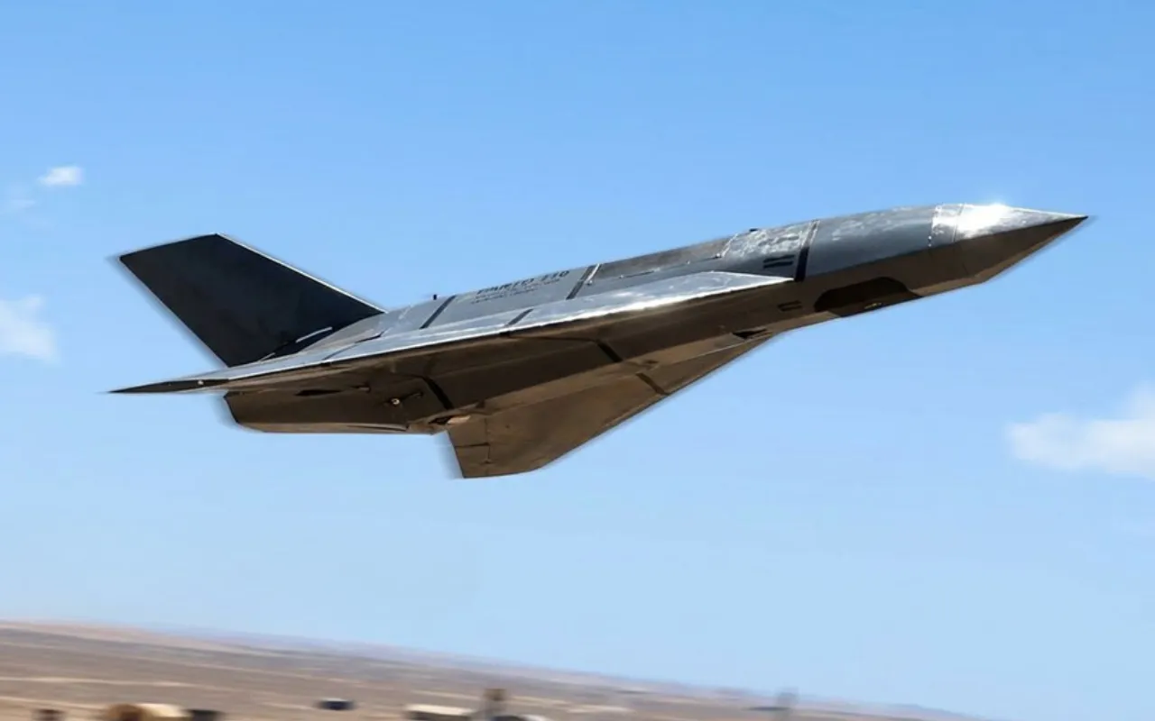 حیرت‌انگیز و فوق‌پیشرفته؛ تصویری از لحظه آماده‌سازی و شلیک پهپاد تمام ایرانی حدید+فیلم