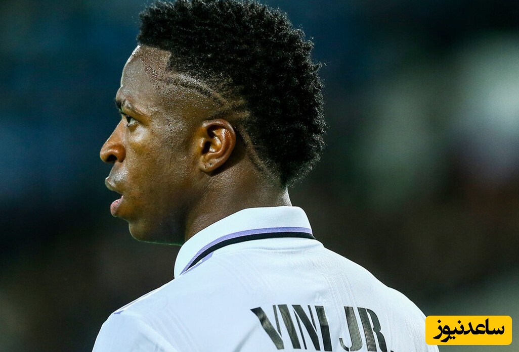 قوانین شوکه‌کننده فیفا؛ قانون وینیسیوس/دهان‌پوشی و ترک زمین مساویست با....