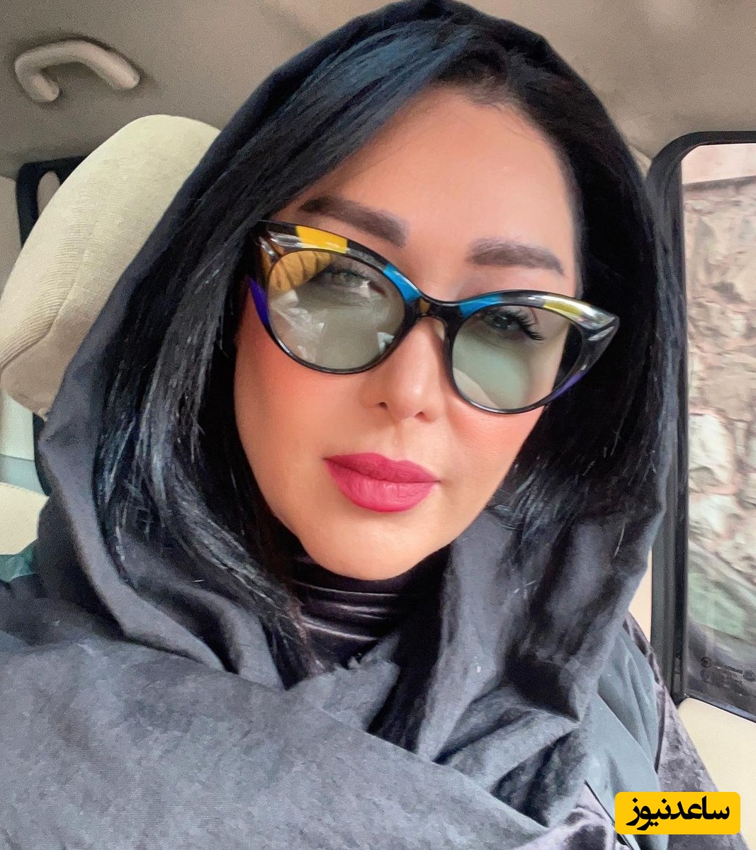 سارا منجزی پور ، یک دختر کاملا بابایی!
سلفی پدر دختری جذابشونو ببینید فقط!😎