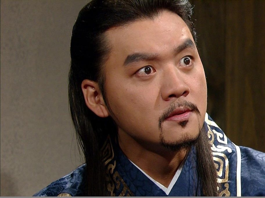 زمین خوردن «تسو» از اسب در پشت‌صحنۀ «سریال جومونگ»